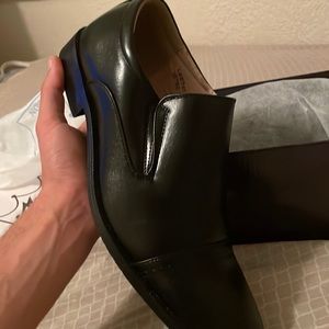 Dress shoes